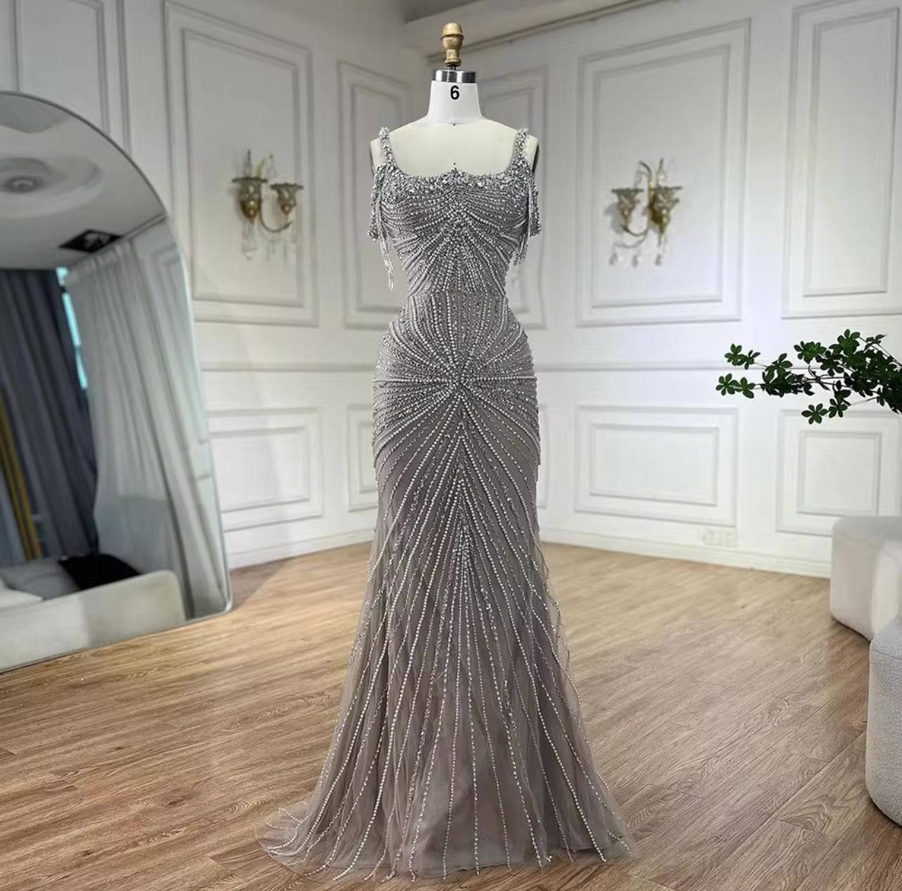 RC351 - Riviera Couture